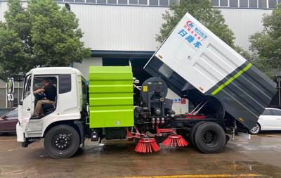高效清潔利器 東風天錦掃路車全面解析